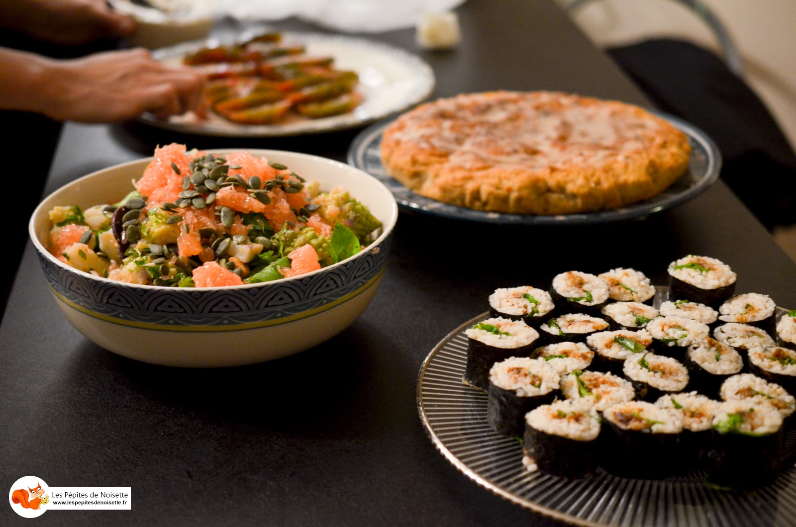 Lba Noémi Ito Buffet à Partager (1 Sur 8) Lba Noémi Ito Buffet à Partager (1 Sur 8)