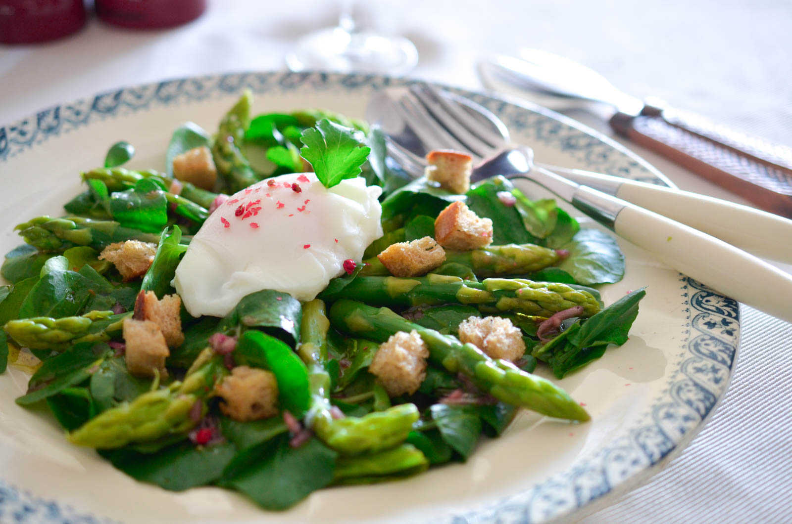 Salade Asperge Cassis Oeuf Poché (9 Sur 11) Salade Asperge Cassis Oeuf Poché (9 Sur 11)