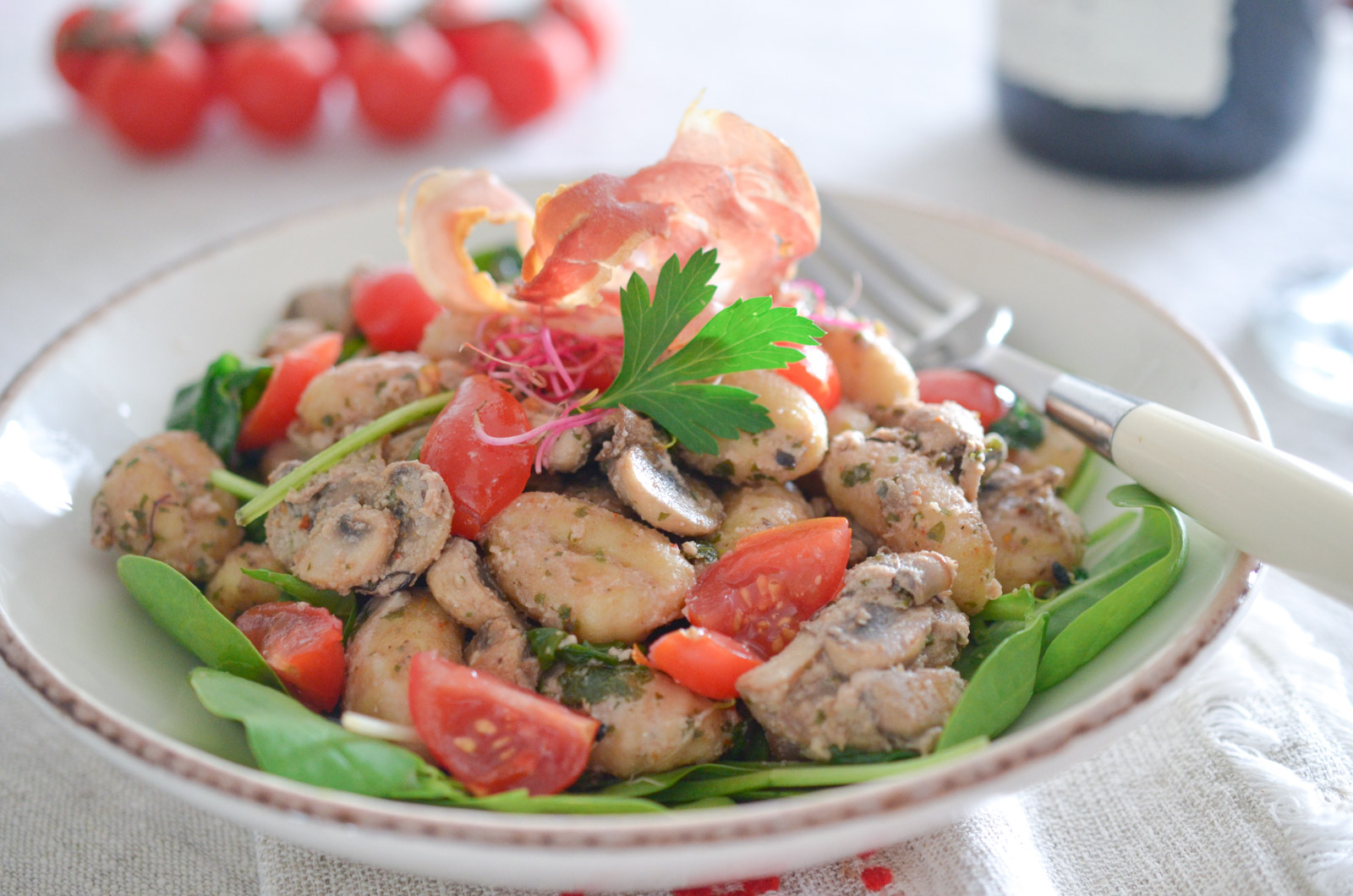 Gnocchis Champignons Pesto Noix Pancetta (5 Sur 6) Gnocchis Champignons Pesto Noix Pancetta (5 Sur 6)