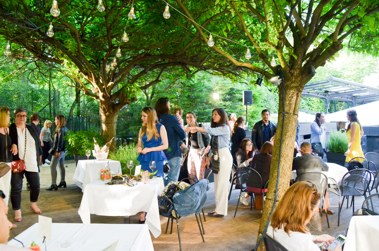 Restaurant La Gare Peyrassol Jardin Cache Paris 1 Sur 15 Restaurant La Gare Peyrassol Jardin Cache Paris 1 Sur 15