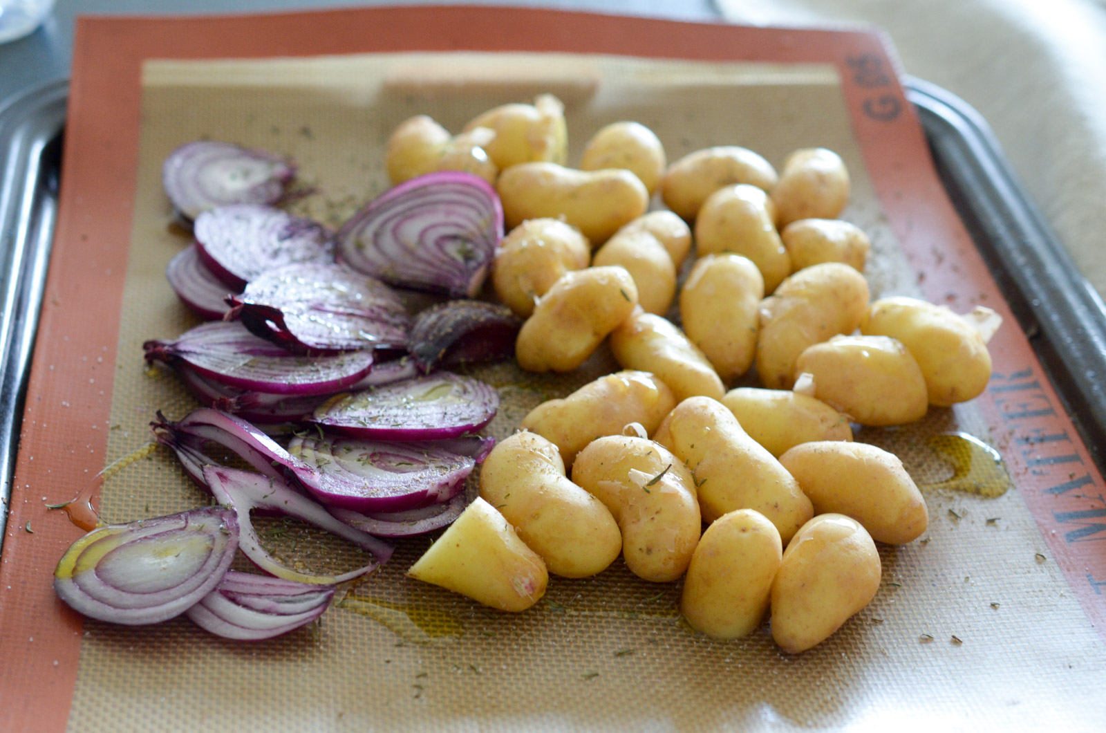 Salade Pommes De Terre Delicatesse Bowl (1 Sur 6) Salade Pommes De Terre Delicatesse Bowl (1 Sur 6)