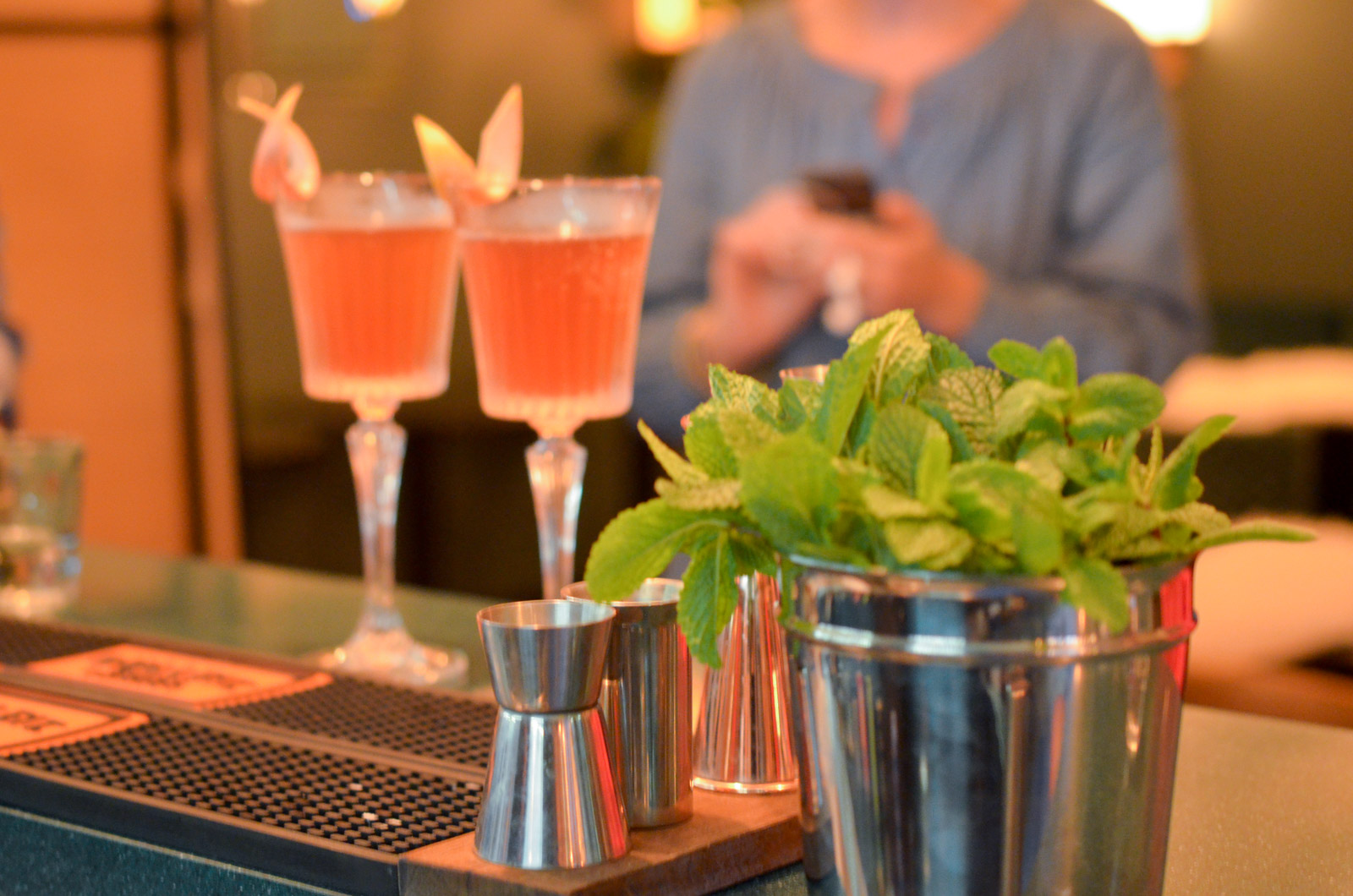 L Apollo Adresse Cocktail Montparnasse 6 Sur 13 L Apollo Adresse Cocktail Montparnasse 6 Sur 13