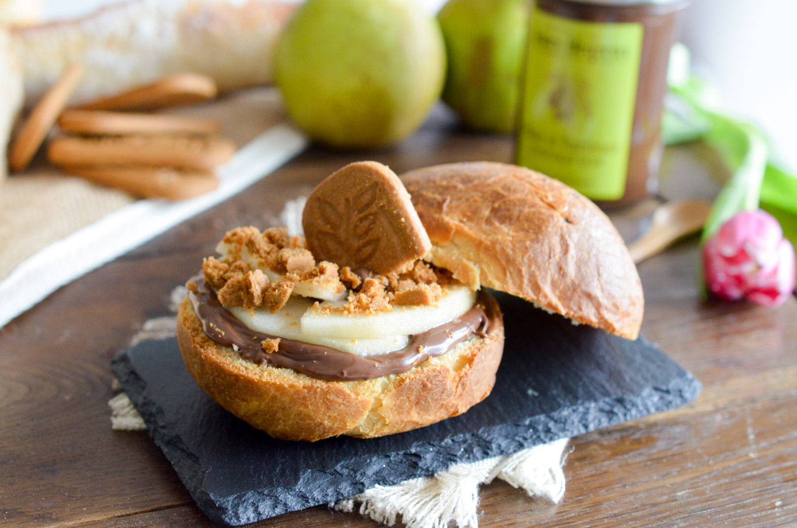 Tartine Rdv Grand Place Chocolat Poire Speculoos (7 Sur 7) Tartine Rdv Grand Place Chocolat Poire Speculoos (7 Sur 7)