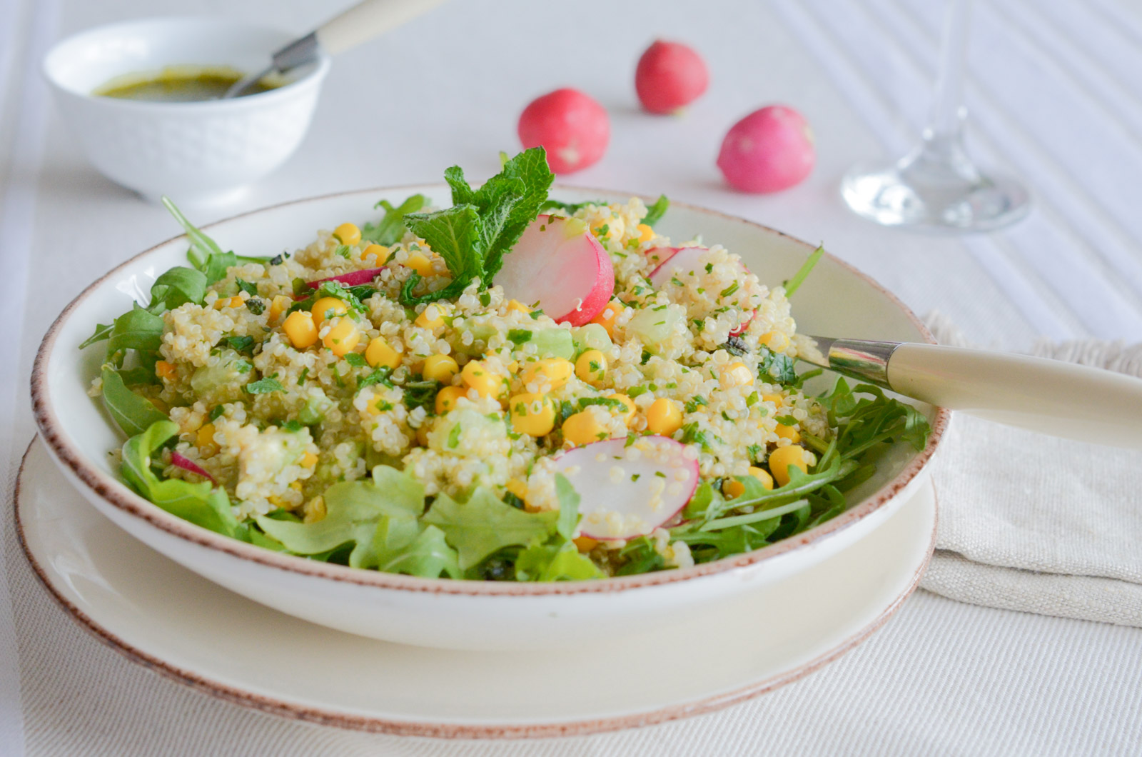 Salade Quinoa Pesto Citron (4 Sur 7) Salade Quinoa Pesto Citron (4 Sur 7)