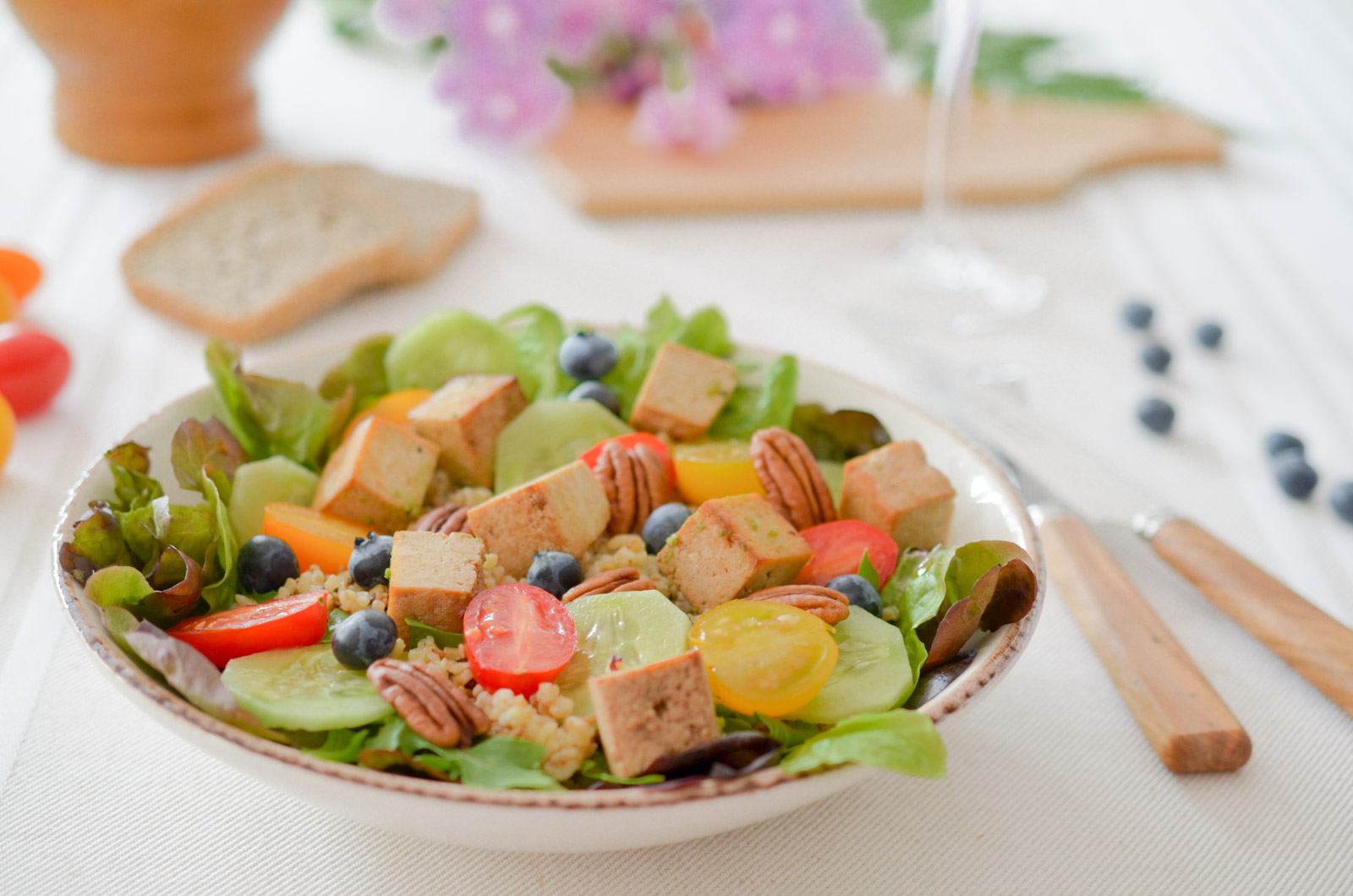 Salade Tofu Fume Erable (6 Sur 9) Salade Tofu Fume Erable (6 Sur 9)