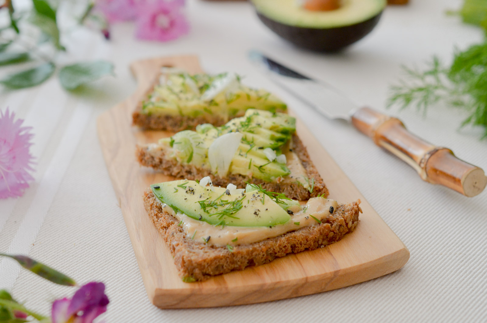 Tartine Miso Avocat (7 Sur 7) Tartine Miso Avocat (7 Sur 7)
