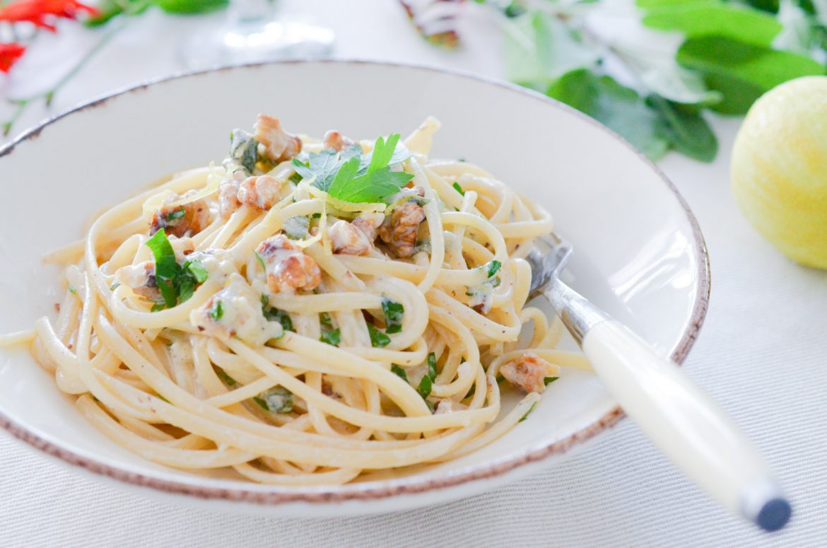 Linguine Sauge Citron Noix (3 Sur 10) Linguine Sauge Citron Noix (3 Sur 10)