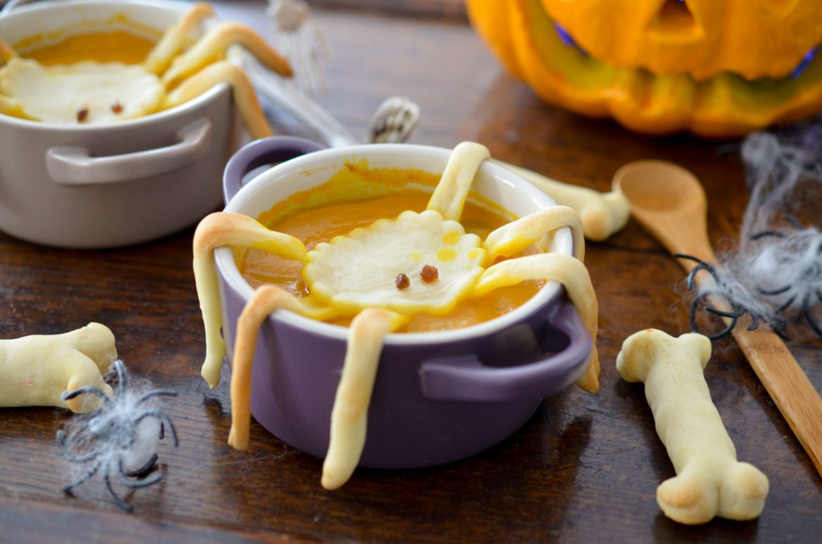 Soupe Halloween Butternut Araignee (1 Sur 10) Soupe Halloween Butternut Araignee (1 Sur 10)