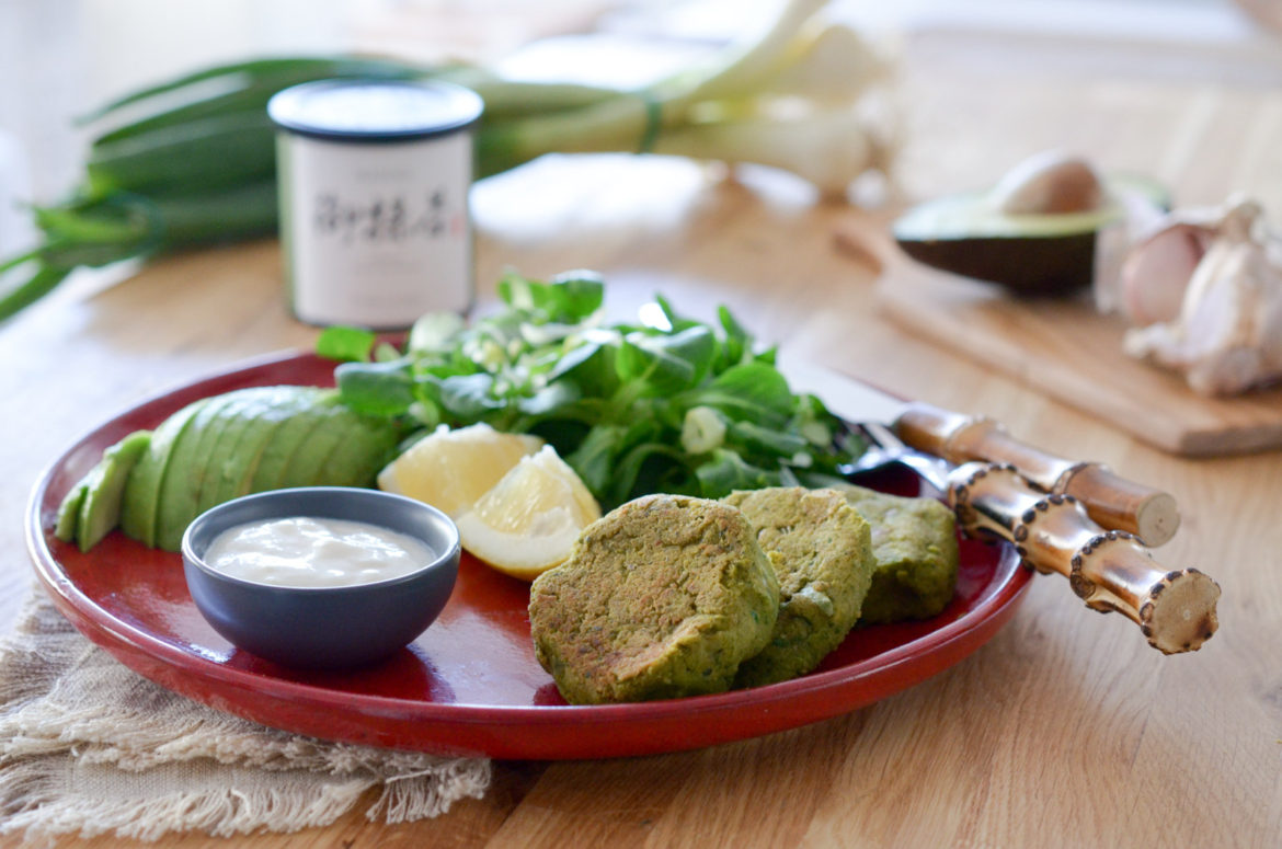 Matcha Falafel Salad (2 Sur 10) Matcha Falafel Salad (2 Sur 10)