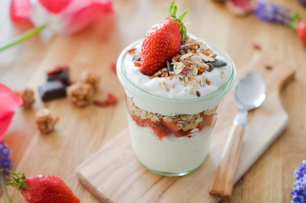 Granola Parfait Fraises (4 Sur 6) Granola Parfait Fraises (4 Sur 6)