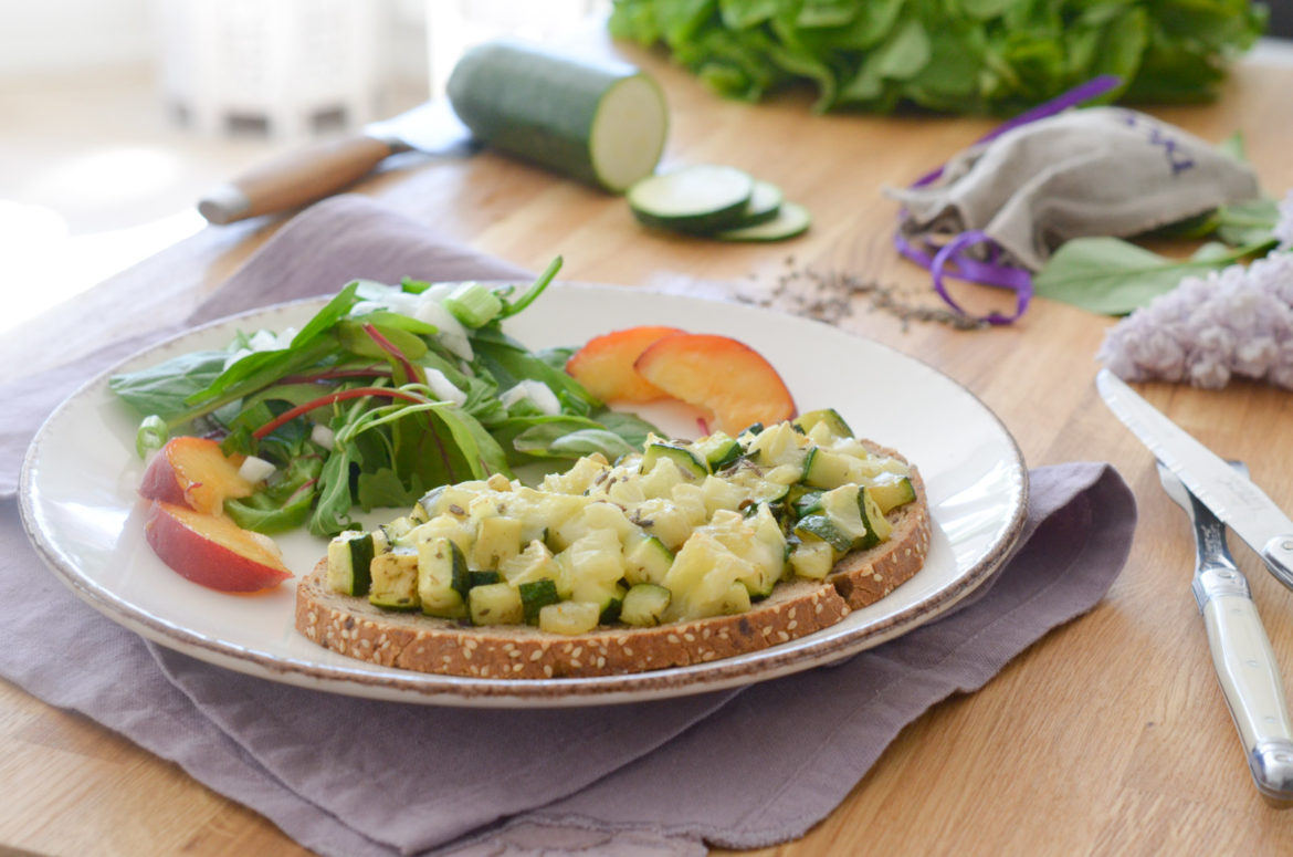 Tartine Courgette Chevre Lavande (3 Sur 12) Tartine Courgette Chevre Lavande (3 Sur 12)