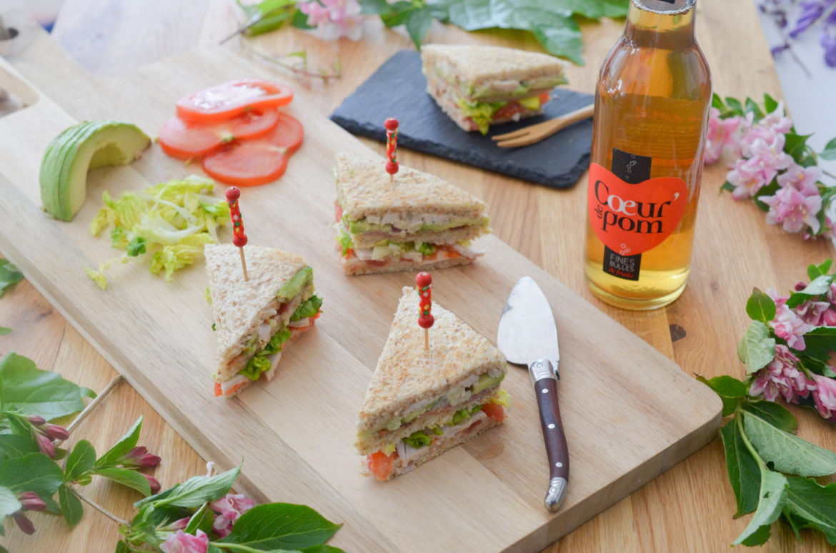 Club Sandwich Poulet Avocat (9 Sur 15) Club Sandwich Poulet Avocat (9 Sur 15)