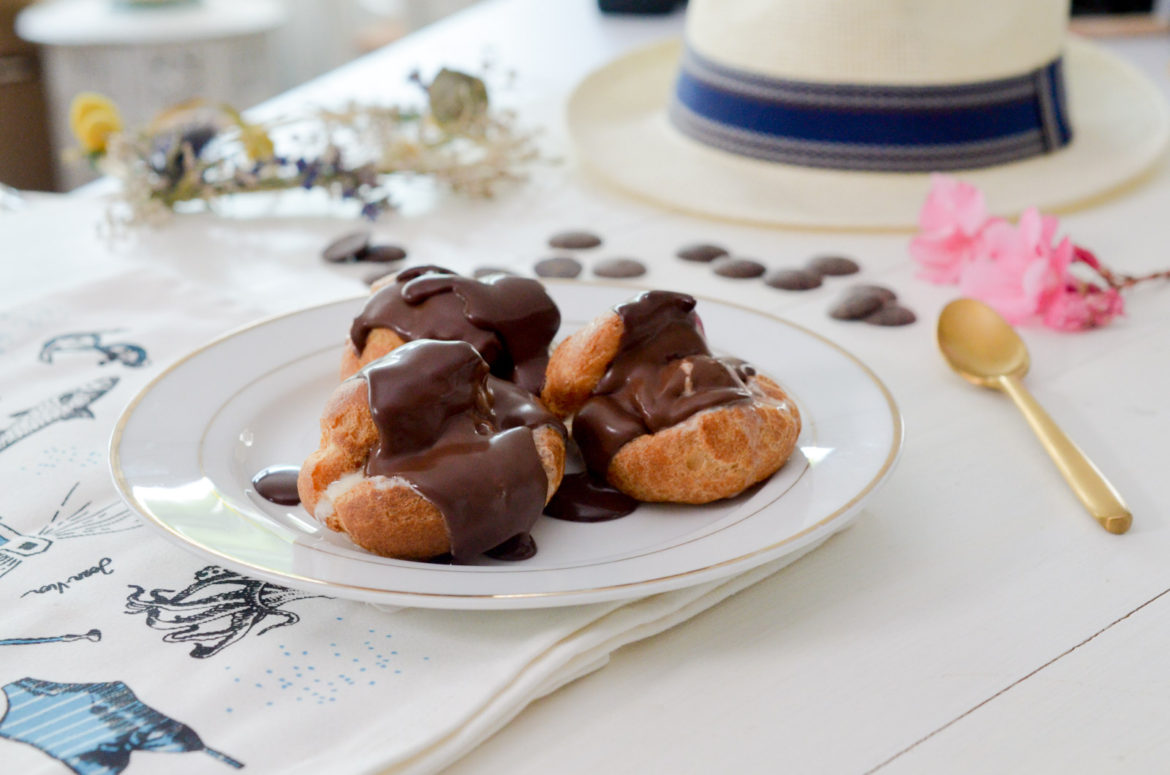 Profiteroles Glace Chocolat (8 Sur 16) Profiteroles Glace Chocolat (8 Sur 16)